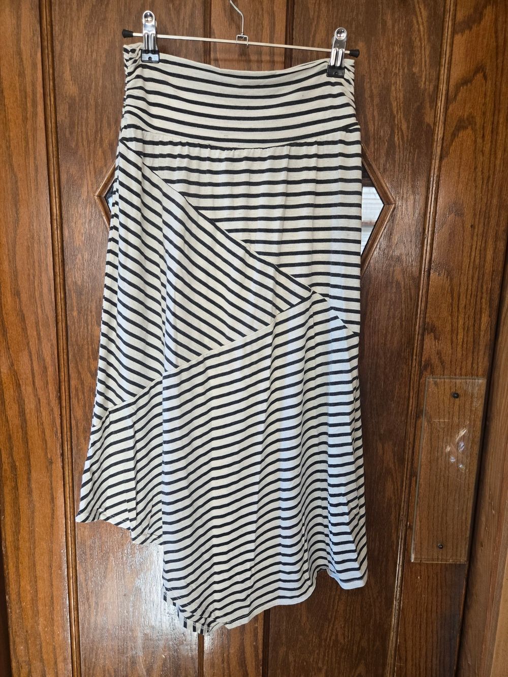 Apt. 9 Black and Cream Asymmetrical Striped Skirt Small
